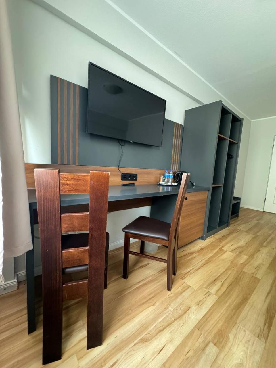 M&A Cityhotel Hildesheim Buitenkant foto