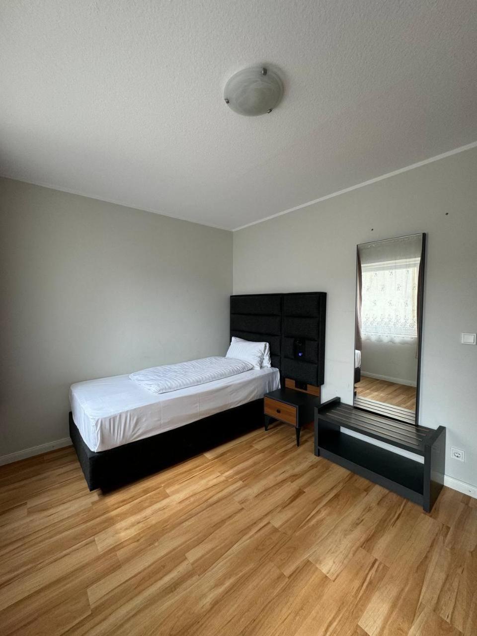 M&A Cityhotel Hildesheim Buitenkant foto