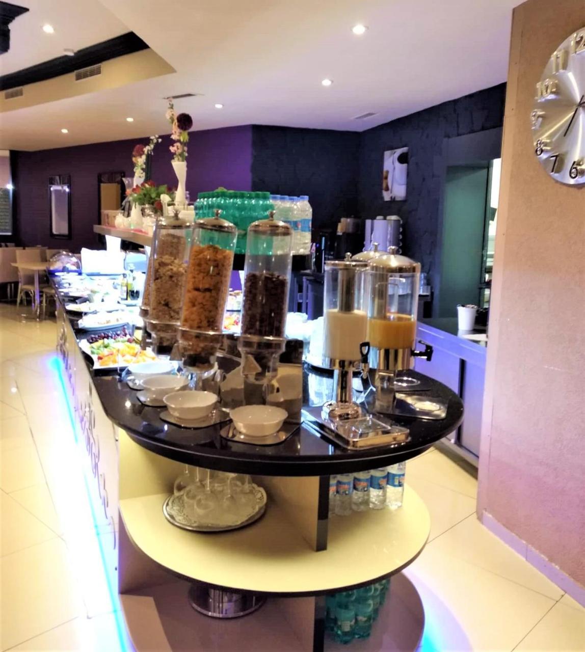 M&A Cityhotel Hildesheim Buitenkant foto
