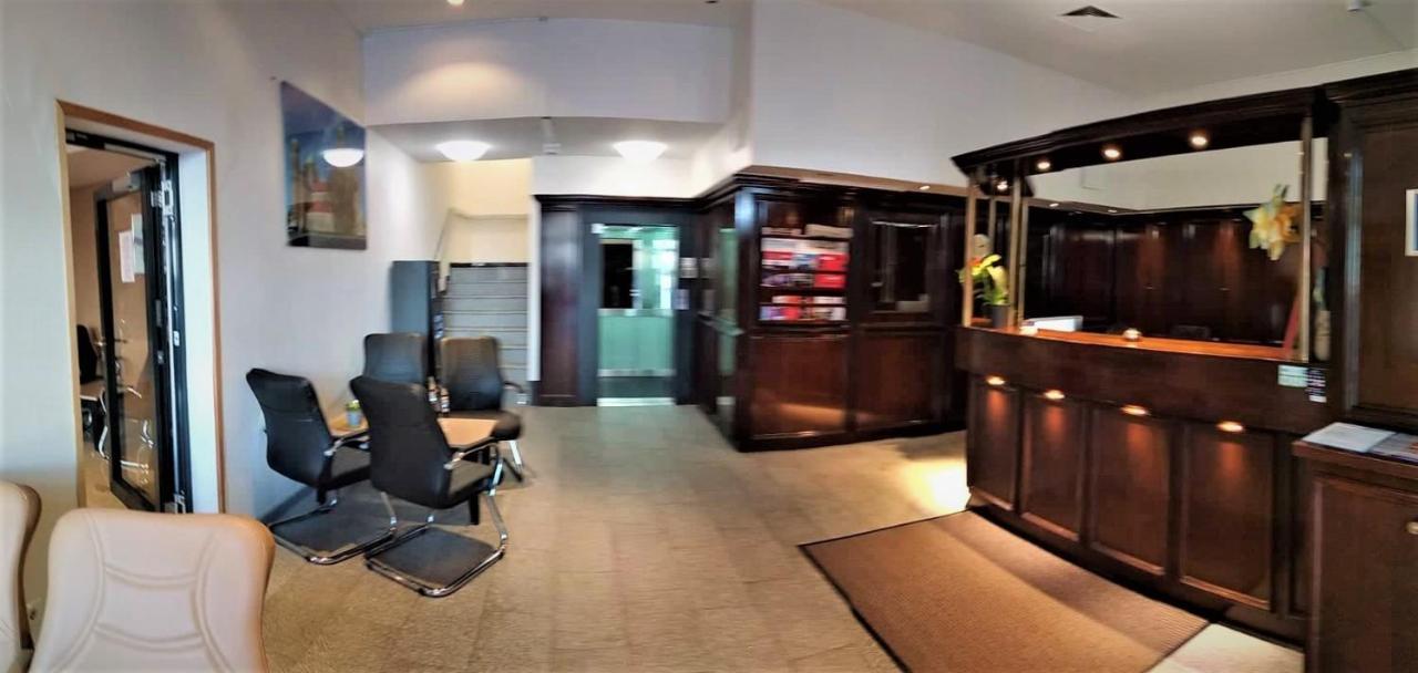 M&A Cityhotel Hildesheim Buitenkant foto