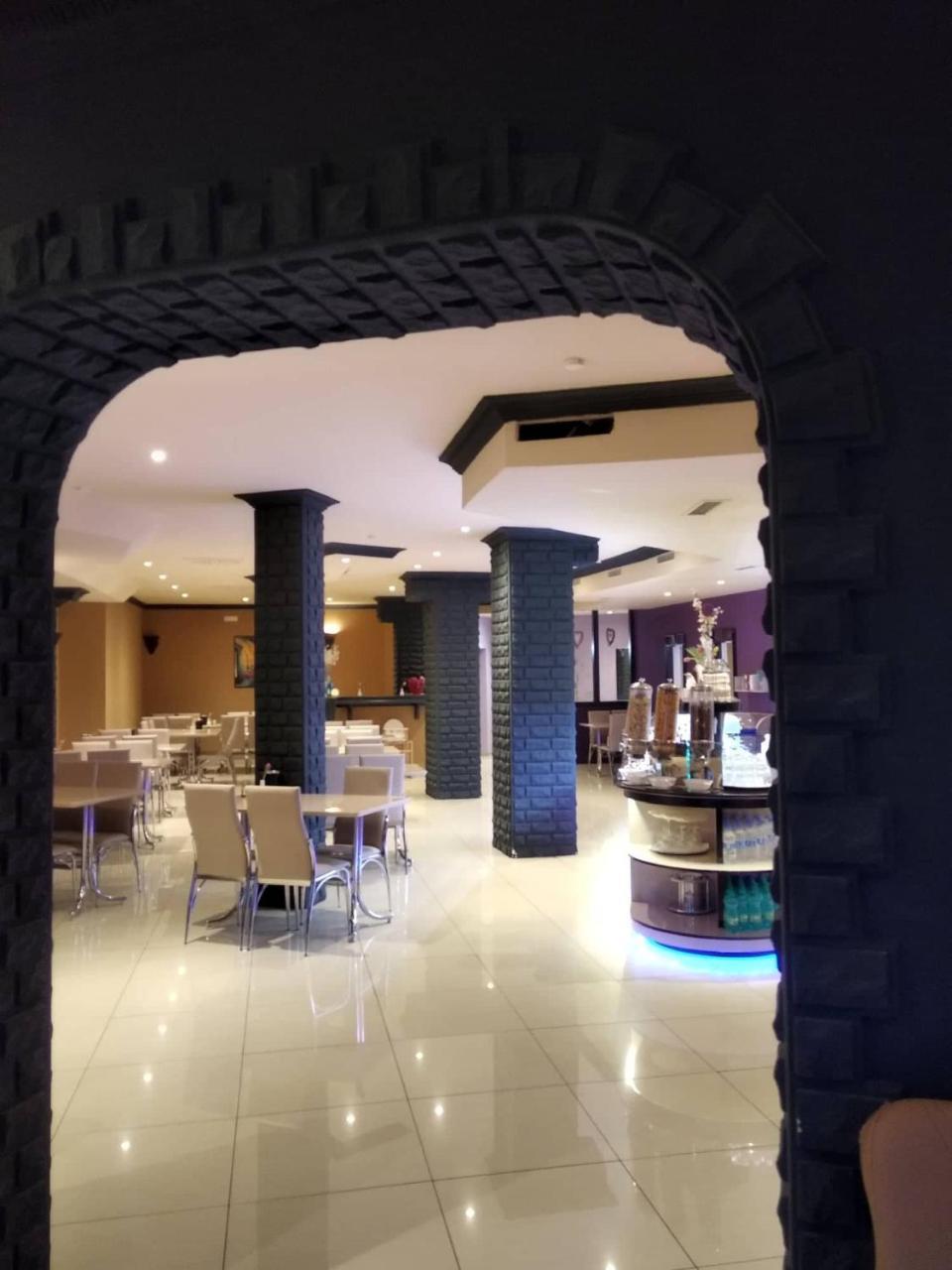 M&A Cityhotel Hildesheim Buitenkant foto