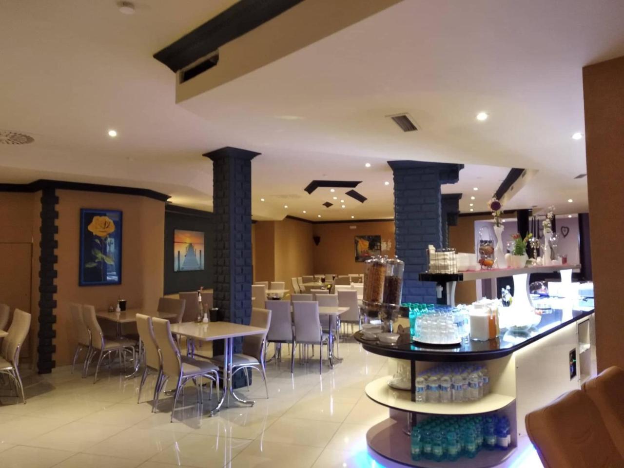M&A Cityhotel Hildesheim Buitenkant foto